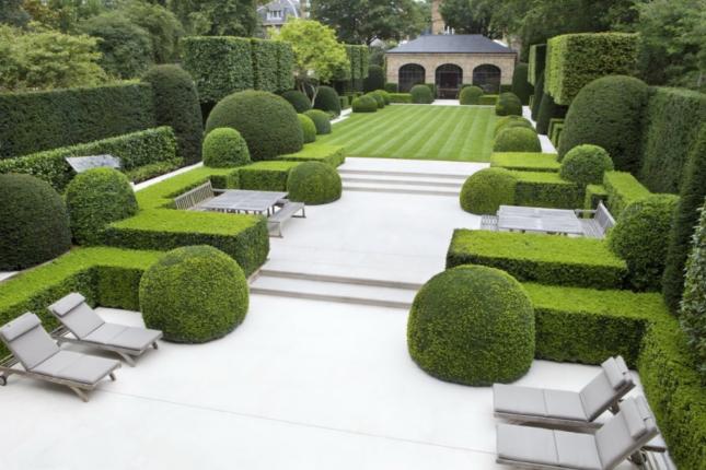 Top Bespoke Outdoor Furniture Trends for 2025: Sustainable, Smart & Stylish Designs